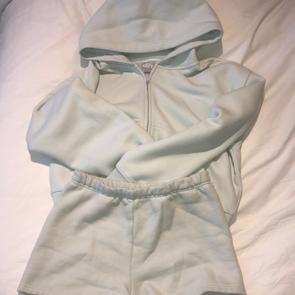 Tna sweatsuit